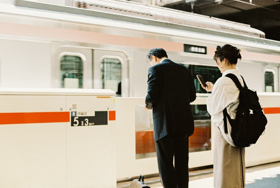 《寻觅1999的月老》发布终极预告 七夕仅有“爱情神话